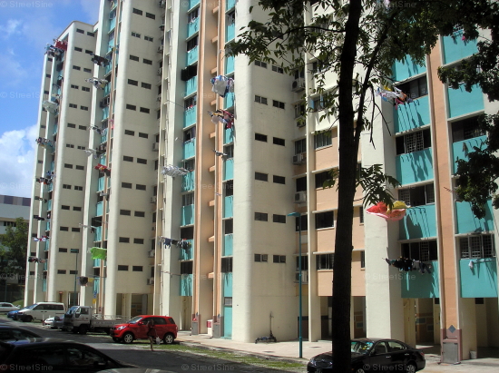 Blk 130 Lorong Ah Soo (Hougang), HDB 4 Rooms #239322